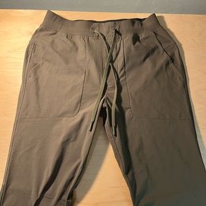 Men’s Lululemon ABC Jogger Medium Olive